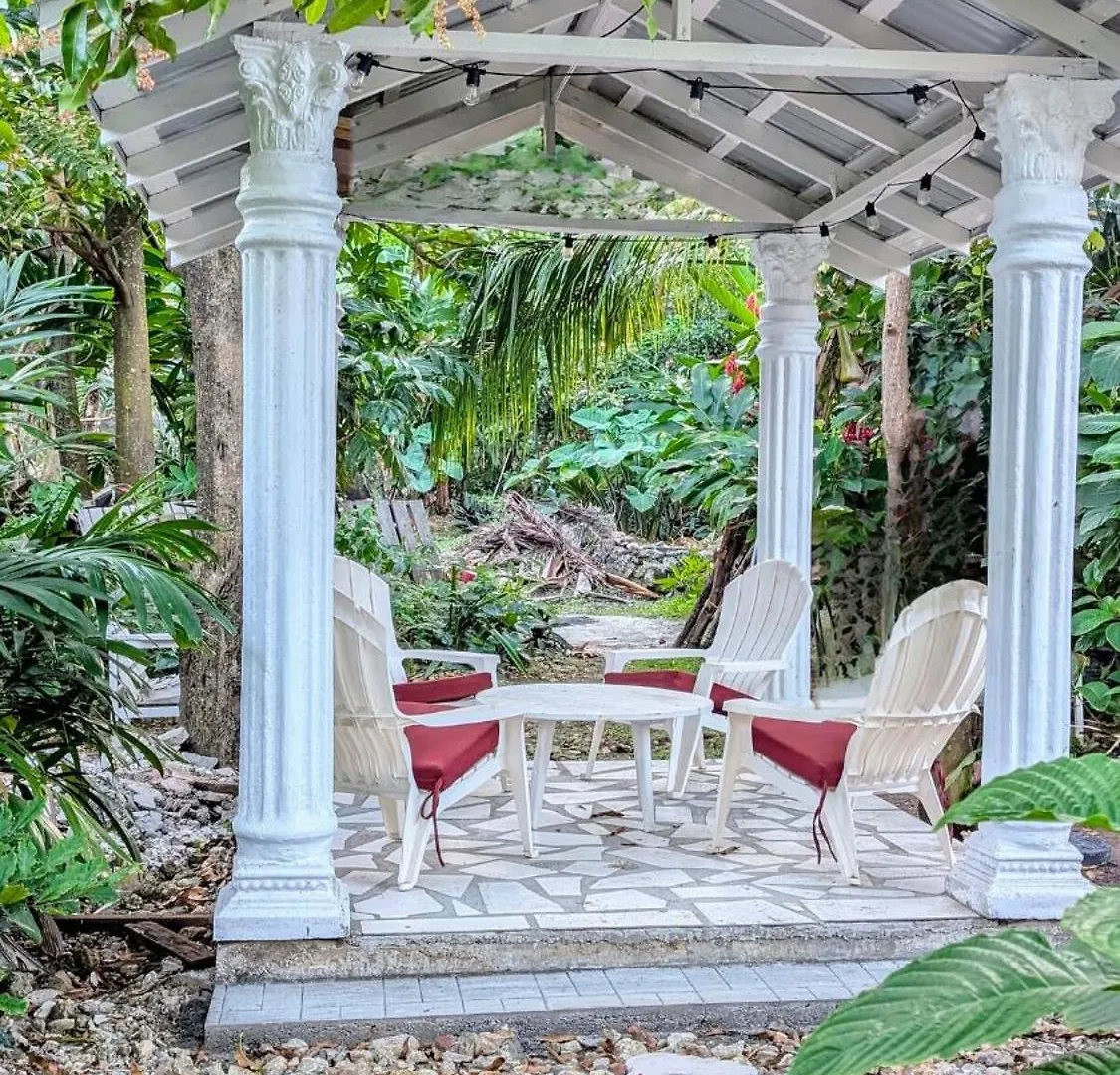 Holiday home Vista Azul - Garden View Apartment With Beach Access Cornwall Barracks Jamaica